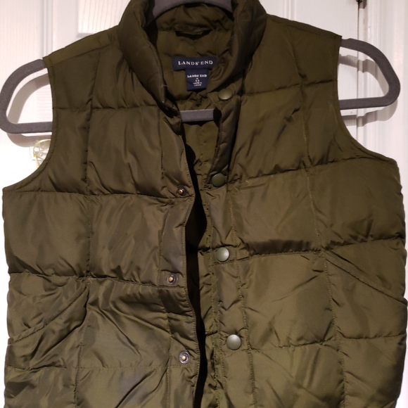 Lands End down vest - Picture 1 of 3